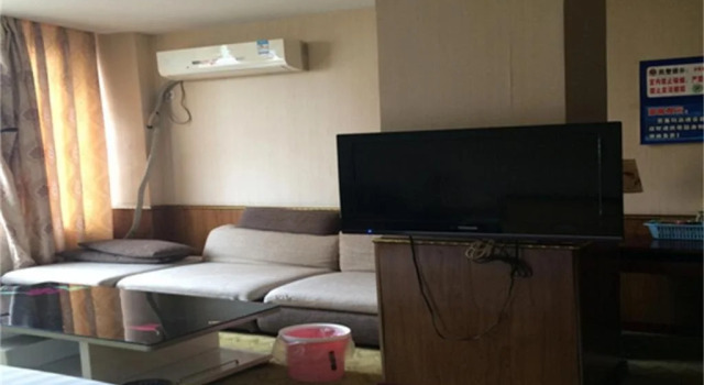 Luzhou Xincheng Business Inn, Varaa Hotelli Luzhou Sichuan