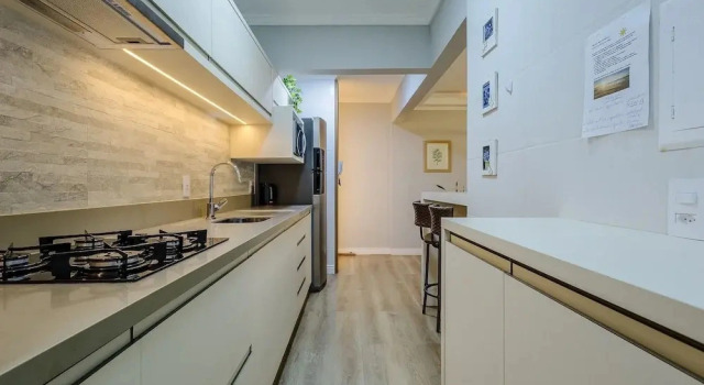 Апартаменты с балконом Apartments 100m From the Beach in BC - ERM