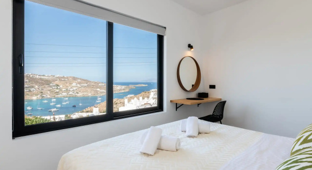 Yalos Mykonos 4 Bedroom Luxury Home Ornos