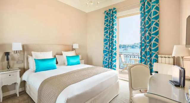 Двухместный номер Comfort с балконом и seafront Welcome Hotel