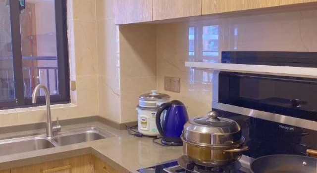 Люкс Deluxe Yun Shanghai Yu Homestay (Yilongwan Branch)