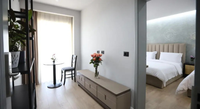 Трёхместный люкс Executive Imperator Hotel