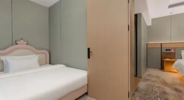 Люкс Yixuan  Hotel (YangzhouGaoyouQinyou Road Branch)