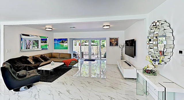 New Listing! Ultra-modern Luxury W/ Hot Tub 4 Bedroom Home, Забронировать Отель Отели Голливуд-Бич 3 звезды, рядом с Kindred Hospital - South Florida - Hollywood, 3*