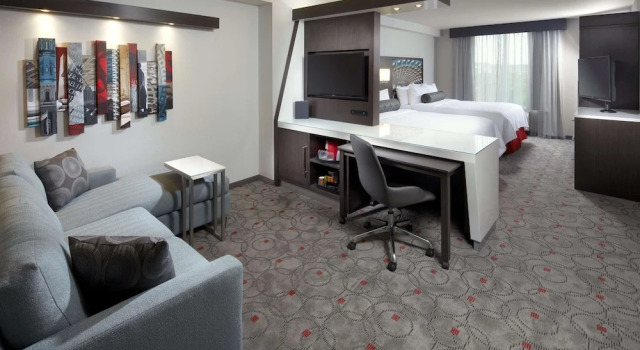 Четырёхместный номер Standard Hyatt House Washington DC Downtown Convention Center
