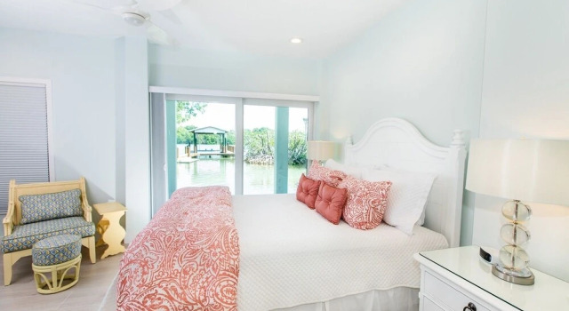 Dolphin Cove - Captiva Private Waterfront Estate 6 Bedroom Home