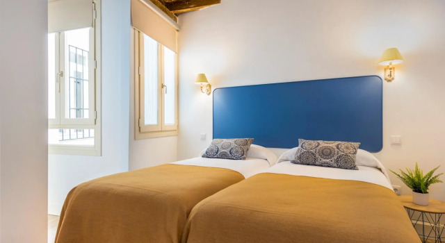 Beatiful Quiet 2Bd Apartment 5 min From the Cathedral Padre Marchena IV