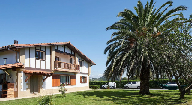 Casa Rural La Palmera - Landetxea, Rezerwuj Hotel Hotele w Baskonia z parkingiem, Parking