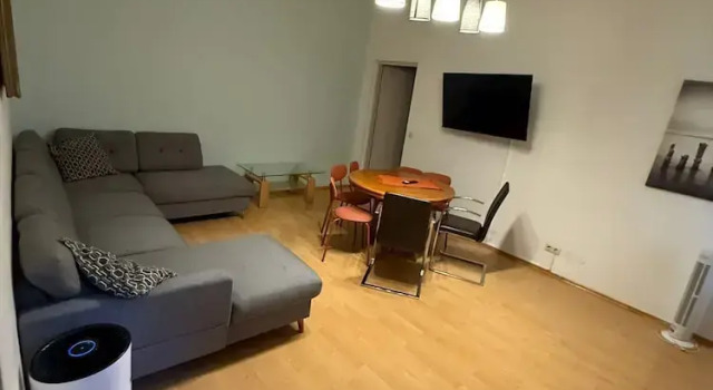 Апартаменты 2BR Plus LR Apartment Sleeps 6 Central