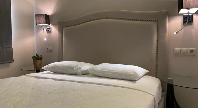 Апартаменты Пентхаус с балконом и с видом на город 24K Athena Suites