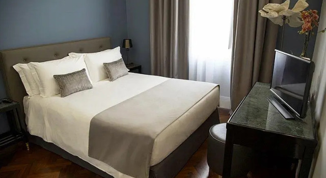 Полулюкс Boutique Hotel Metro 900