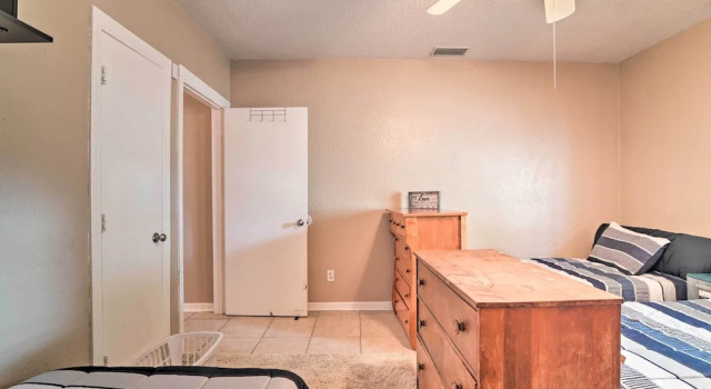 Lake Views & Private Porch: Auburndale Family Home, 予約 ホテル Auburndale Lakeland - Winter Haven