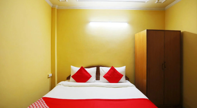OYO 49985 Singh Hotel, Забронировать Отель Отели Нью-Дели с завтраком, Завтраки