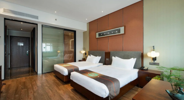 Люкс Pasonda Hotel Junyu - Foshan