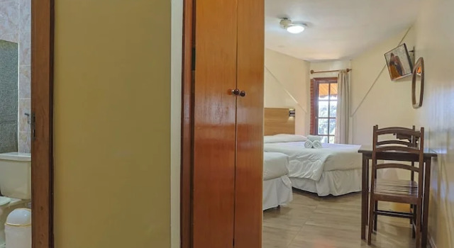 Четырёхместный номер Standard Hotel Garnier