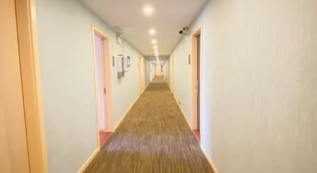Yijia Chain Meisu (Guangzhou North Railway Station Huacheng Road Subway Station), Boek Hotel Hotels in Guangdong met parkeren, Parkeren