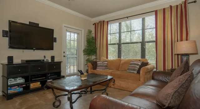 BP623CP Bella Piazza - Three Bedroom Condo