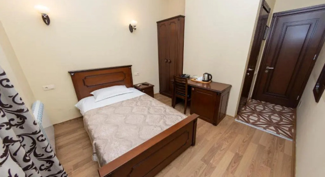 Номер Standard Eiffel Hotel