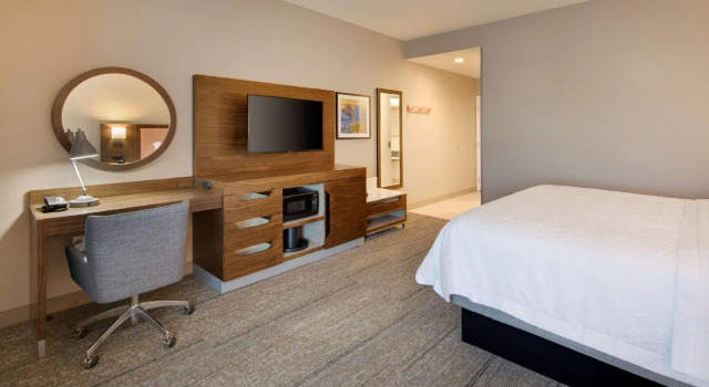 Номер Standard Hampton Inn Santa Cruz West, Ca