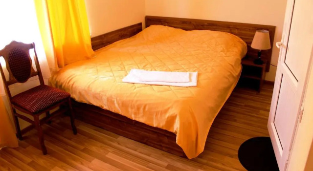 Одноместный номер Standard с балконом и с красивым видом из окна Lucytour Hotel