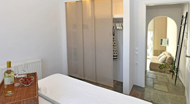 Tinos Blend Suites