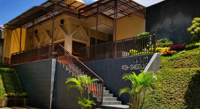 Ahadiat Hotel & Bungalow, Réserver Hôtel Bandung Kidul Bandung, près de Karang Setra Swimming Complex