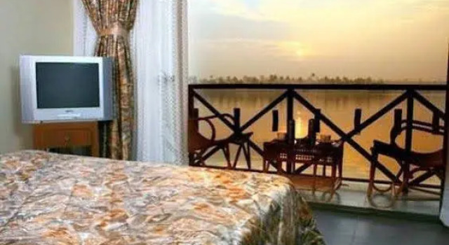 Emarald Island Floating Resort, Alleppey