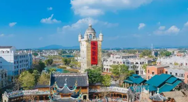 Chikan Ancient Town Liyuan Hotel, Rezerwuj Hotel Hotele w Jiangmen z parkingiem, Parking