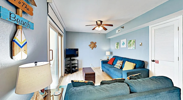 Hip Gulf-Side Unit 1004 - 1 Br Condo, Buchen Sie Ferienwohnung Hotels in Padre Island mit Parkplatz, Parkplätze