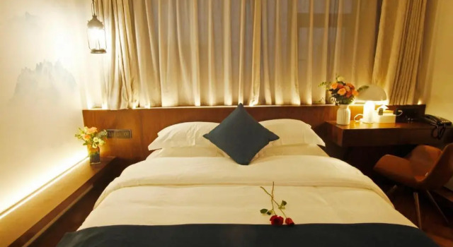 Семейный номер Deluxe Riverside Peak Lodge Zhangjiajie Wulingyuan National Park