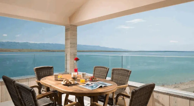 Апартаменты Superior Apartments Vista Royal