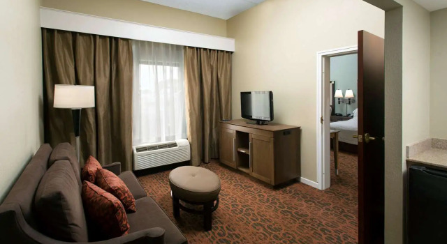 Люкс Hampton Inn Troy