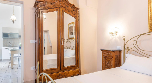 Large, Beautiful Apartment and Pool, Buchen Sie Ferienwohnung Apartments in Racale, Ferienwohnung