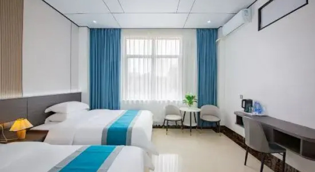 Люкс Deluxe с 4 комнатами Meizhou Island Shangdao Jia Homestay (Lianchi'ao Beach Branch)