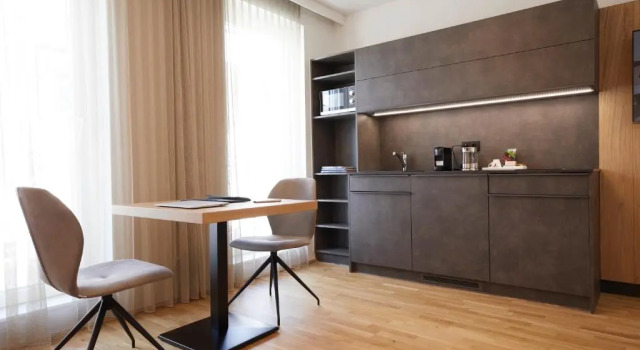 Апартаменты с балконом Hotel Gösser Bräu