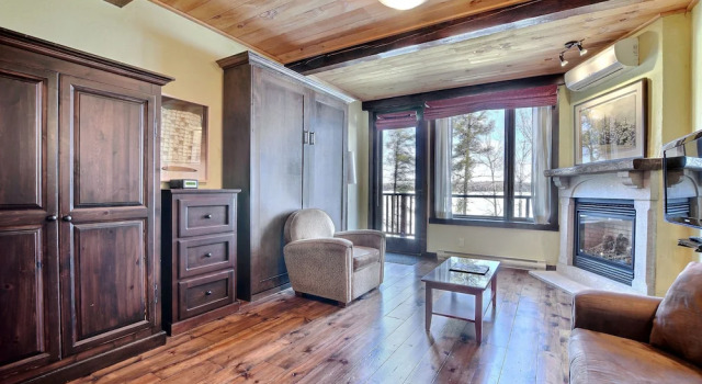 Студия Classic Les Condos Du Lac Taureau- Rooms & Condos