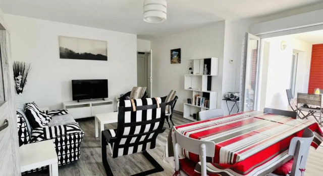 Appartement Cambo-les-Bains, 2 pièces, 2 personnes - FR-1-495-14, Prenota Appartamento Hotel a Aquitania con parcheggio, Parcheggio