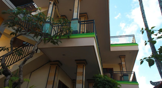 CR Tris Rooms Seminyak