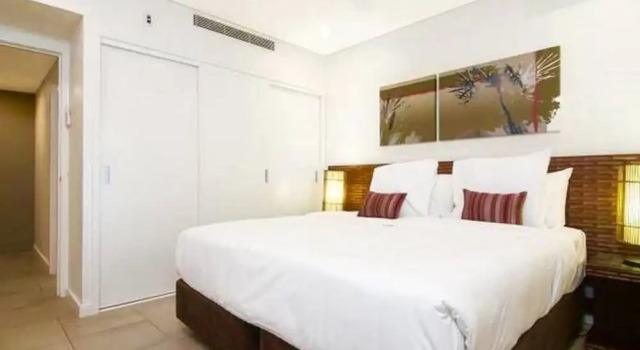 Номер Deluxe Пентхаус с 2 комнатами с балконом и с красивым видом из окна Luxury Apartments at Temple Resort and Spa Port Douglas