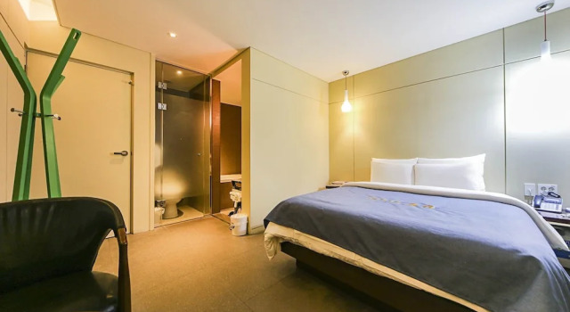 Номер Standard Hotel Myeongjak