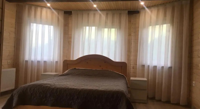 Котедж Mountain house, Prenota Hotel Hotel a Ivano-Frankovsk con parcheggio, Parcheggio