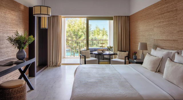 Двухместный номер Deluxe с балконом и с видом на бассейн Victoria Golf Resort and Spa Managed by Accor