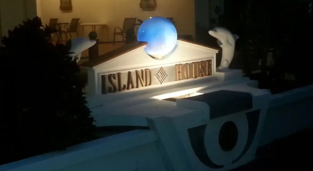 Island House Resort Hotel, Забронировать Отель Норт-Редингтон-Бич Сент-Пит-Бич