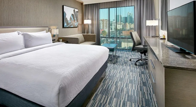 Двухместный номер для людей с ограниченными возможностями Hilton Garden Inn San Diego Downtown/Bayside, CA