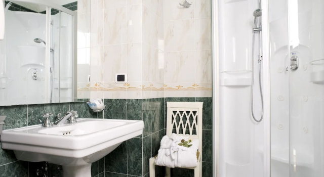 Deluxe Kolmen hengen huone Upper View Suite