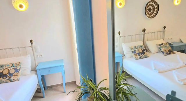 Четырёхместный номер Standard Aphrodite Boutique Hotel