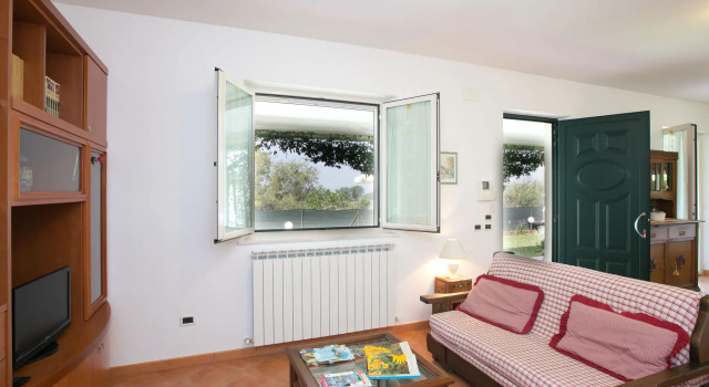 Holiday Home near Lake Trasimeno, Забронировать Дом для отпуска Отели Озера Тразимено с парковкой, Парковка