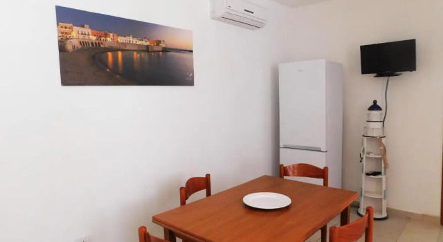 Appartamento vicino al centro ed alle spiagge 02c, Buchen Sie Ferienwohnung Hotels in Ugento mit Parkplatz, Parkplätze