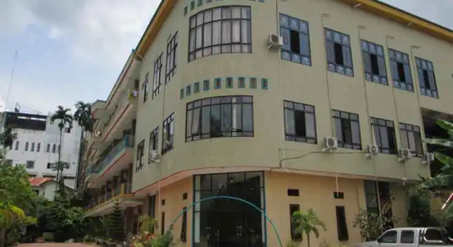 Permata Land Hotel & Resort, Rezerwuj Ośrodek wypoczynkowy Rantau Prapat Sumatra