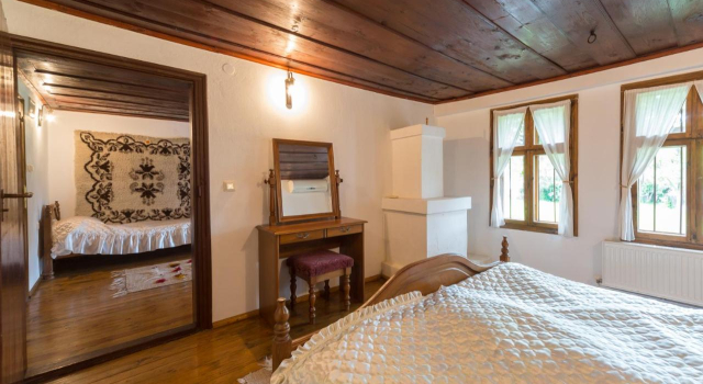 Complex Rayuvski Han, Rezerwuj Hotel Hotele w Gabrovo z basenem, Basen